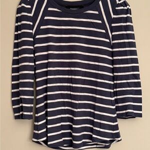 White House Black Market Blue and White Boxy 3/4 Sleeve T-Shirt